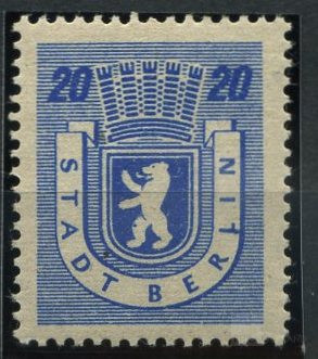 P889