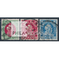 P733