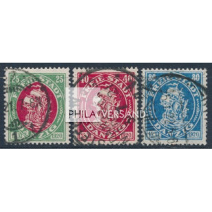P733