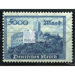 P562